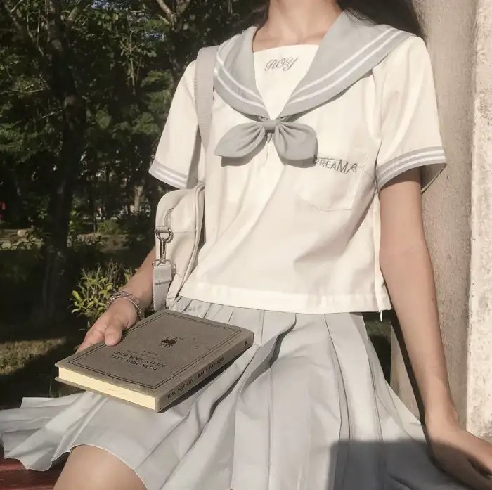 对面的话题家族